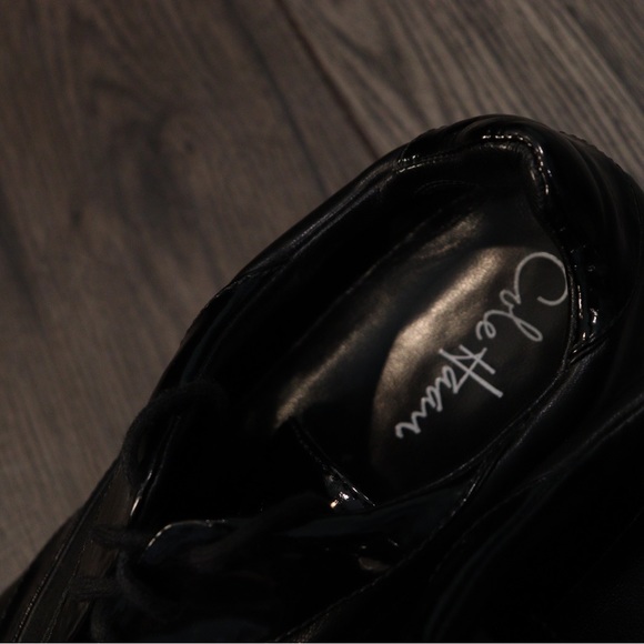 Cole Haan Nike Air Sneakers - Picture 6 of 6